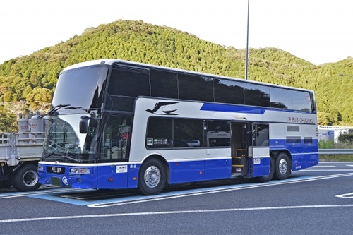 高速バスの「相席ブロック」は詐欺罪に！？